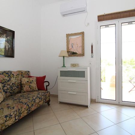 Laconian Collection Mavrovouni Beach House Gythio Exterior photo